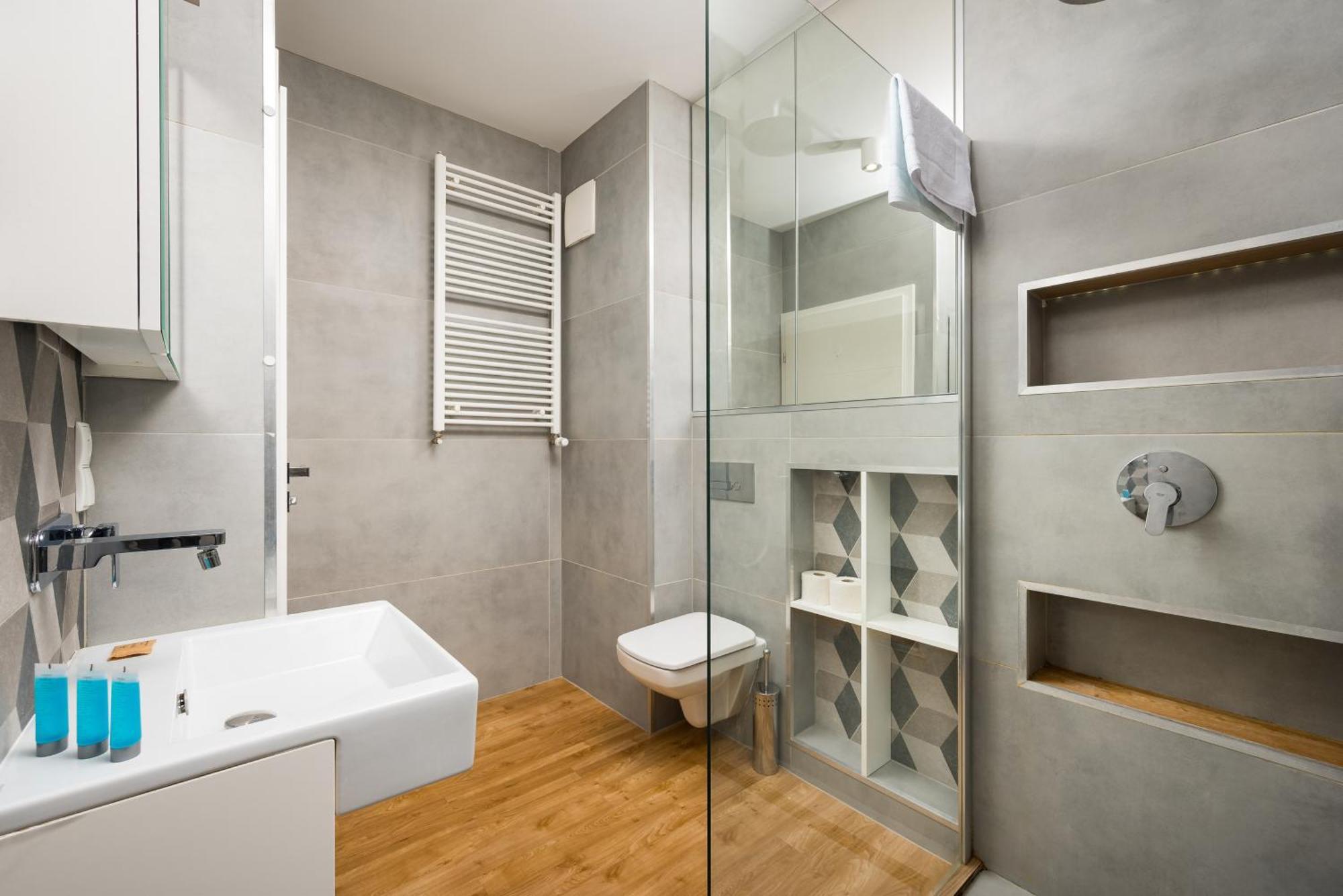 New Varsovia Comfort 569 Exterior photo